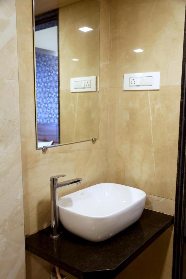 Hotel Sea Shore Navi Mumbai Exterior photo