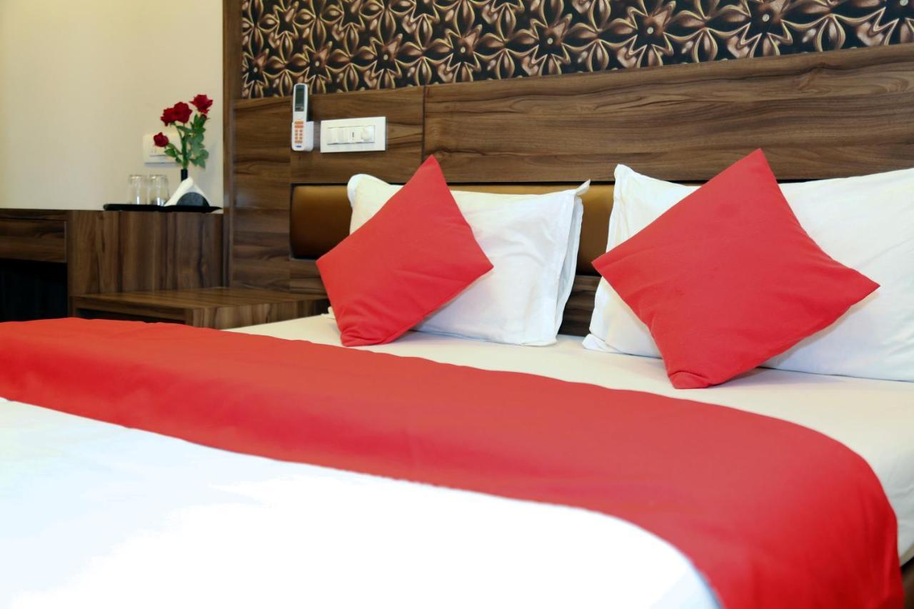 Hotel Sea Shore Navi Mumbai Exterior photo